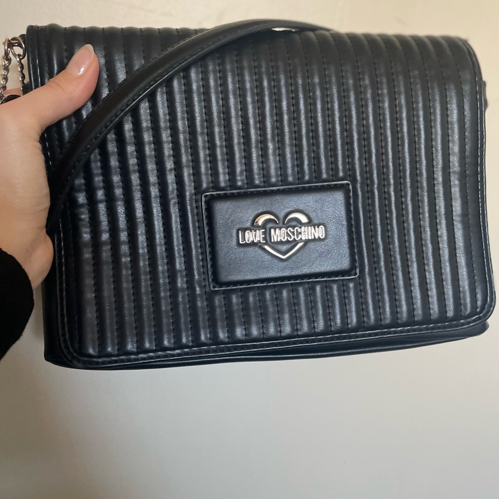 Love Moschino Black Quilted Shoulder Bag